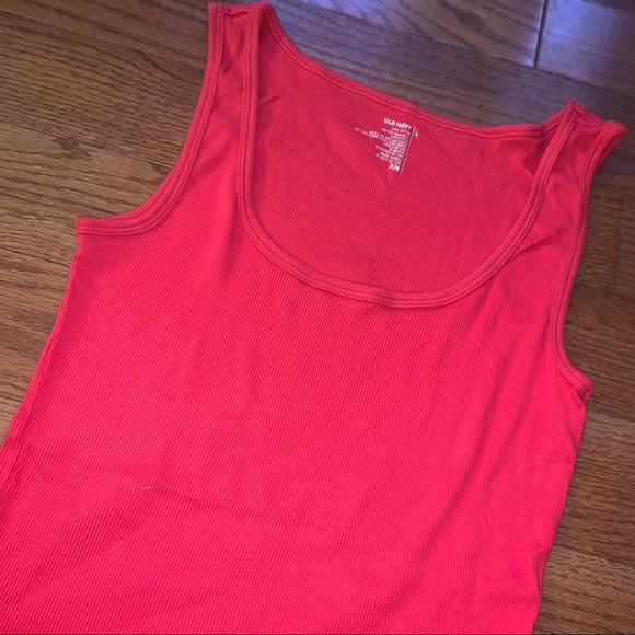 NEW Old Navy Tank - Picture 2 of 4